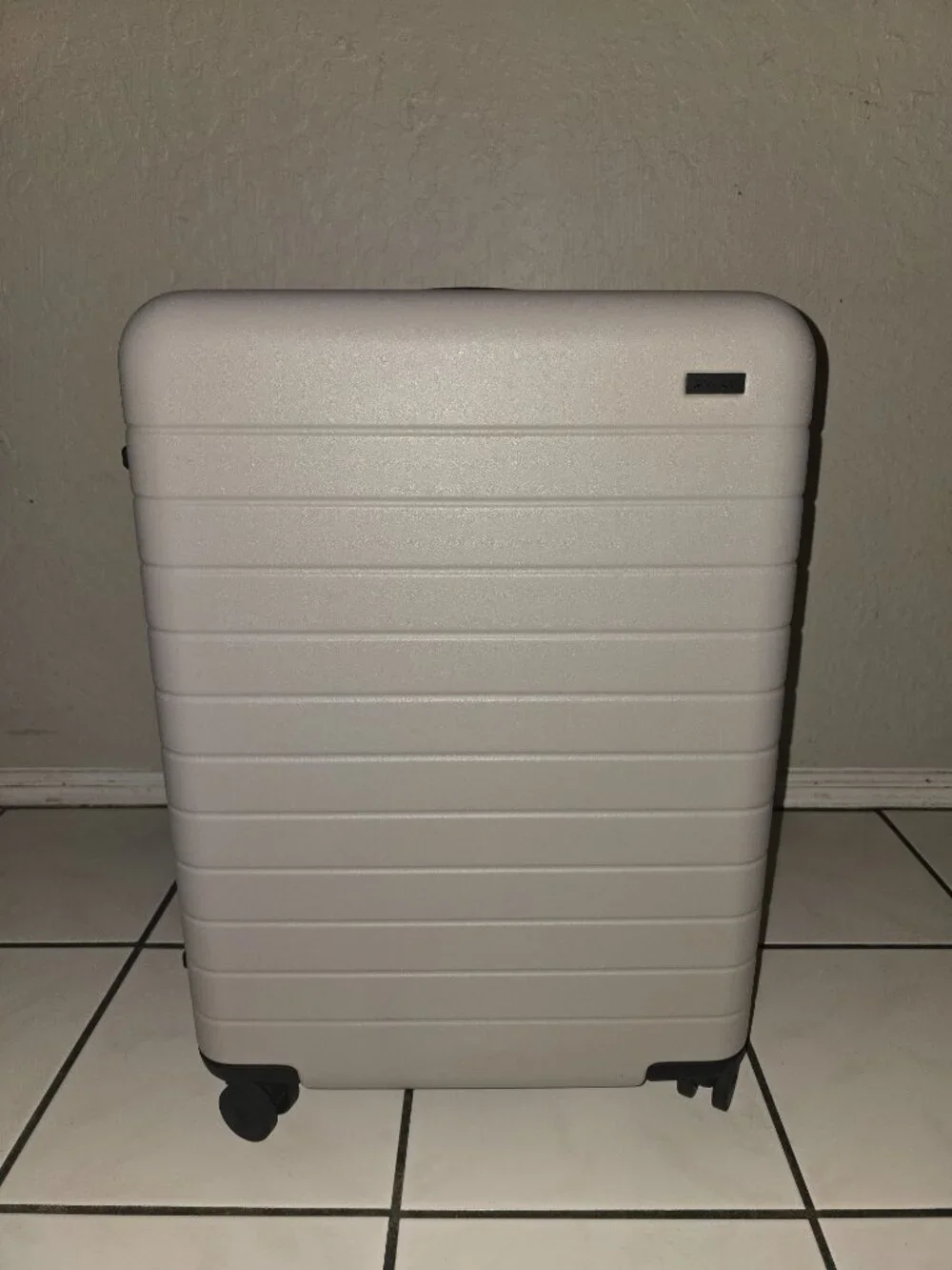 Away Medium Checked Luggage Hard Shell Suitcase with Spinner Wheels CLOUD GRAY